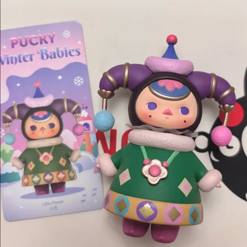 Pop Mart Pucky Elf Winter Babies Series Scatola cieca Guess Bag Scatola misteriosa Giocattoli Bambola Cute Anime Figure Ornamenti Collezione regalo