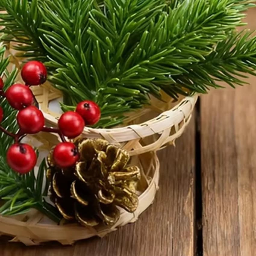 Artificial Plant Pine House Wedding Room Christmas Tree Halloween Garden Decorations Outdoor Wedding Crown DIY Wedding Accessories for Photo Frame