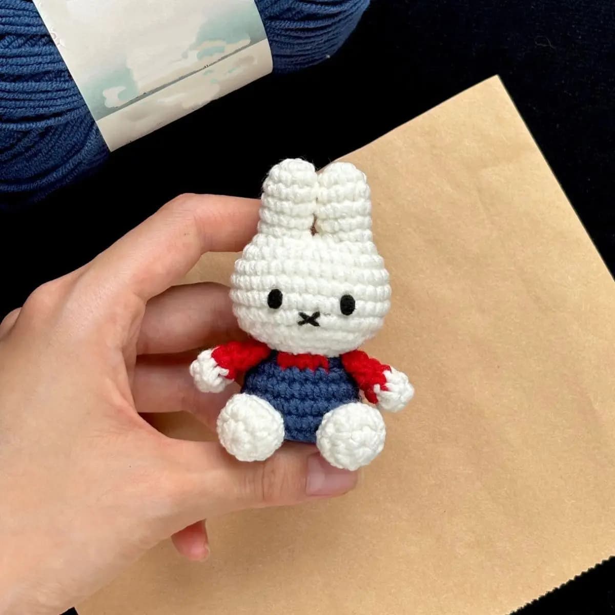 Grazioso Portachiavi Fai da Te con Gancio per Uncinetto, Lavorazione a Maglia, Materiale per Creazioni Miffy, Ornamento Pendente, Bambola Decorativa, Adorabile e Carino Stile Kawaii