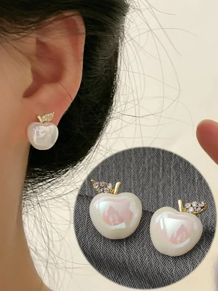 1 Pair Rhinestone Studded Shiny White Iridescent Pearl Apple Stud Earrings, Simple And Fresh Design Jewelry For Women