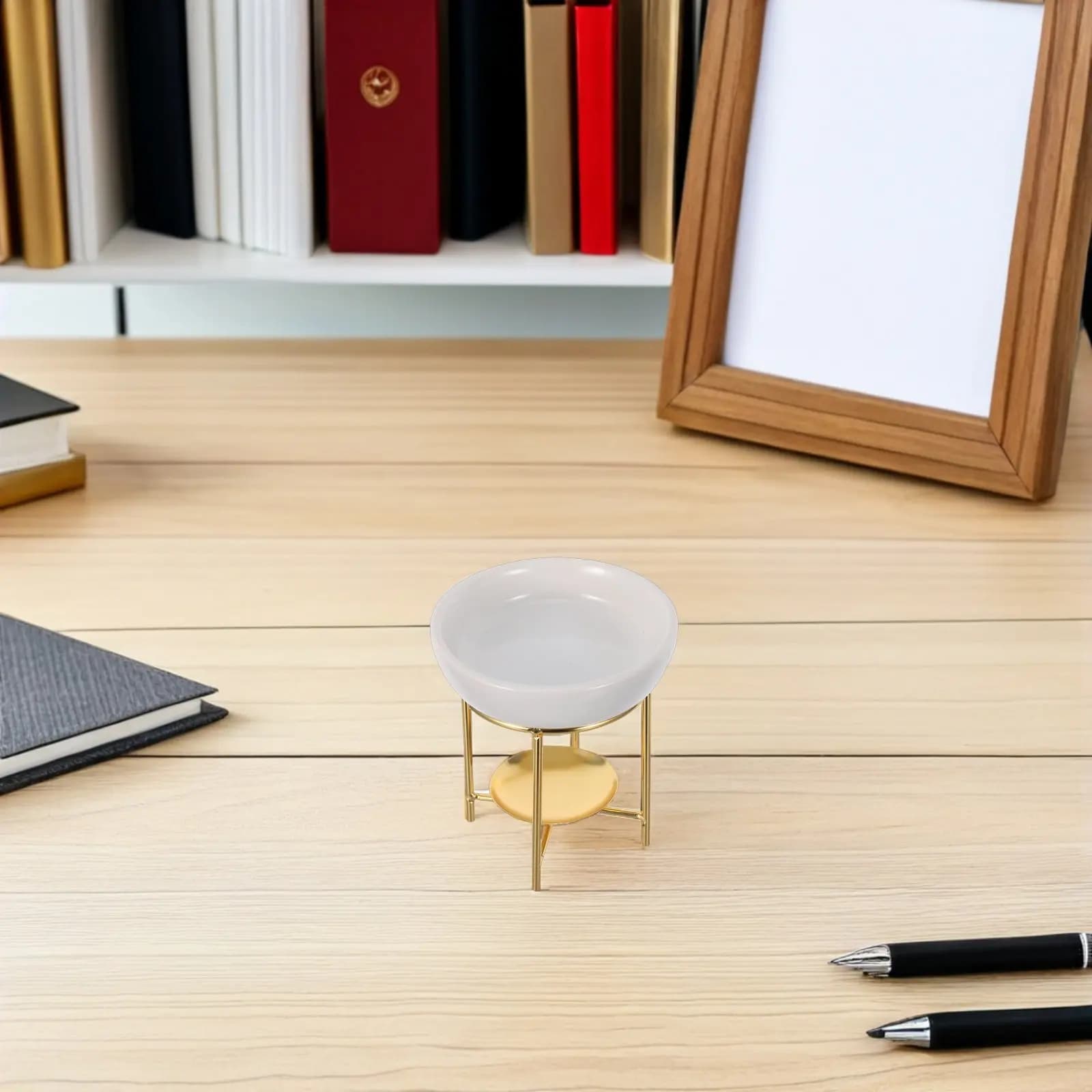 Stainless Steel 4 Legs Diffuser, Essential Oil Burner and Perfume Cera, for Living, Bedroom and Home Furniture