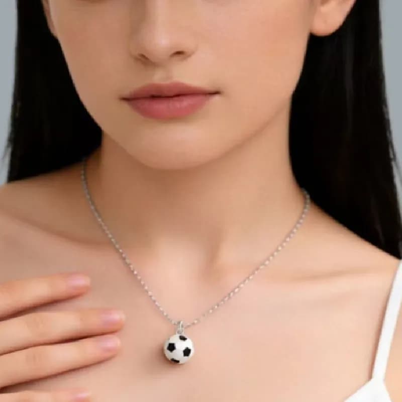 Collana con ciondolo a forma di pallone da calcio, accessorio sportivo alla moda in lega per uomo e donna, regalo per coppie