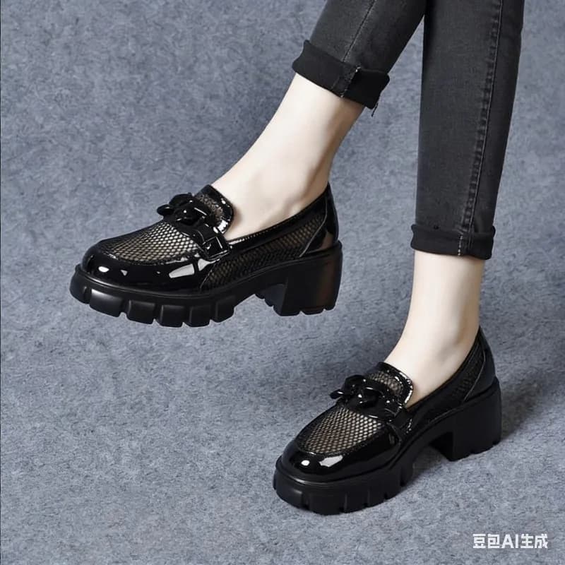 Genuine Leather Moccasins with Internal Rhythm and Thick Sole, Women's Plus Size Shoes, British Autumn Style, with Laces, Leather