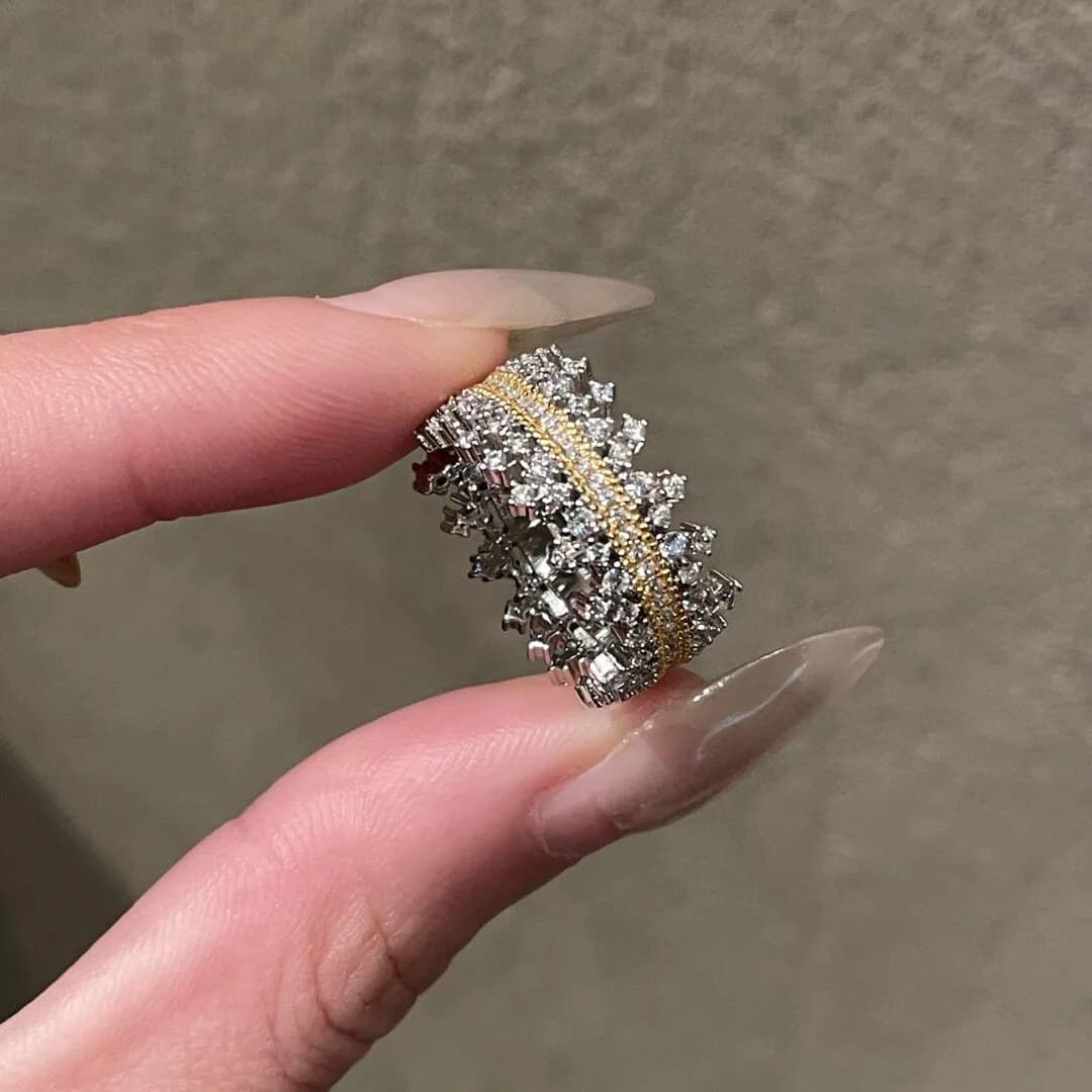 Scintillante argento vintage 925 intarsio pieno di diamanti Anello bicolore Luce Anelli corona di lusso per le donne Regali di gioielleria raffinata per matrimoni