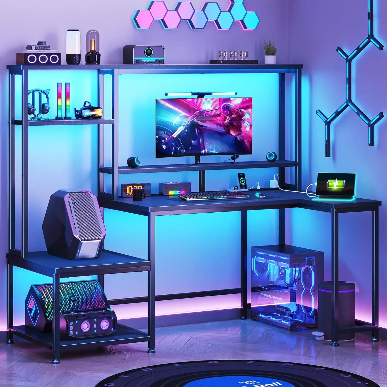 Scrivania da Gaming con Luci LED e Prese, Scrivania a L da 55 Pollici con Ripiani e Vano Portaoggetti, Angolo Reversibile, Personalizzabile