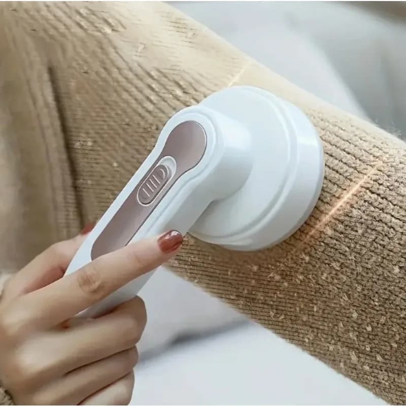 Dispositivo di rimozione della lanugine portatile con spazzola per la pulizia-rasoio in tessuto efficace per vestiti, mobili e tappeti-rimuove le palline di pelucchi