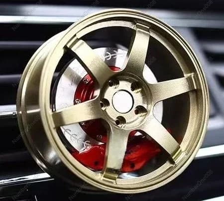 TE37 Wheel Rim Model Car Air Freshener Rotating Alloy Vent Clip Aluminum Wheel Ornament