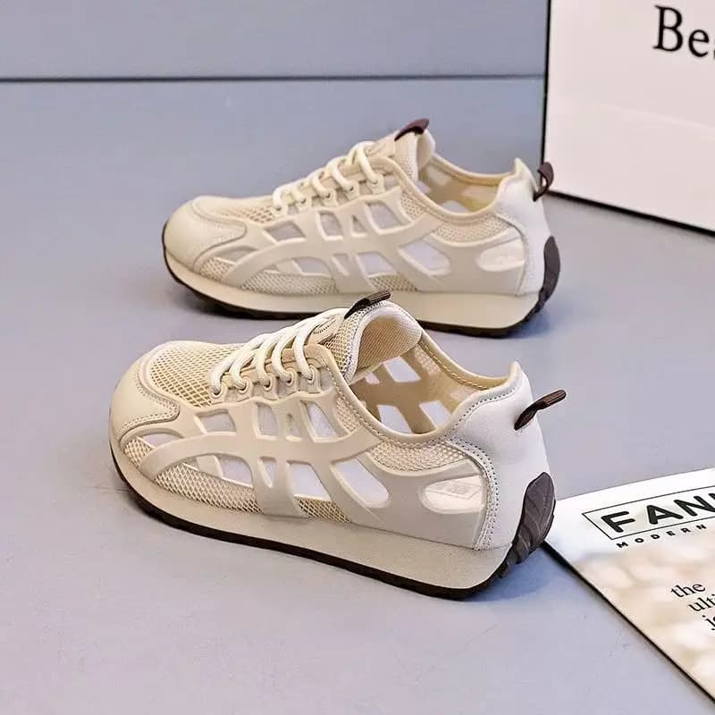 Summer Lightweight Mesh Hollow Breathable Casual Shoes 2026 Thin Fashion New Soft Sole Casual Sports Women's Shoes