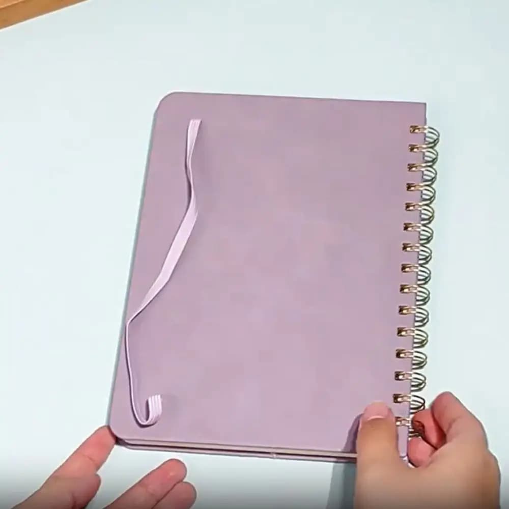 Agenda Settimanale e Mensile A5 2026, Planner Giornaliero Autocompletabile, Blocco Note con Copertina in Pelle PU e Cinturino, Taccuino Quotidiano per Ufficio