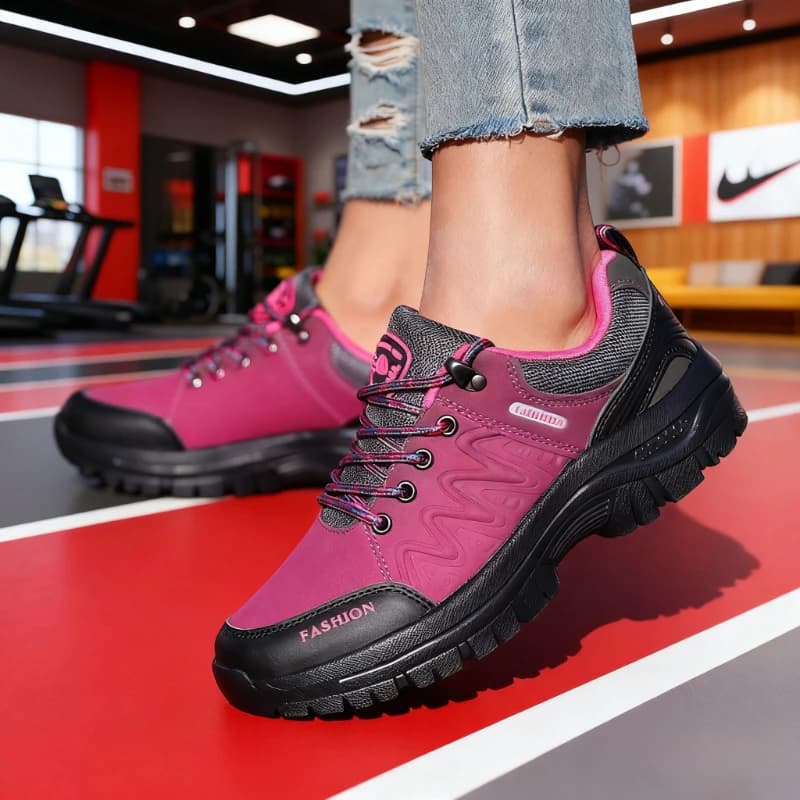 Scarpe da ginnastica da donna Scarpe da trekking impermeabili per esterni Scarpe da passeggio casual antiscivolo Calzature comfort di marca di lusso Stivali da arrampicata da donna