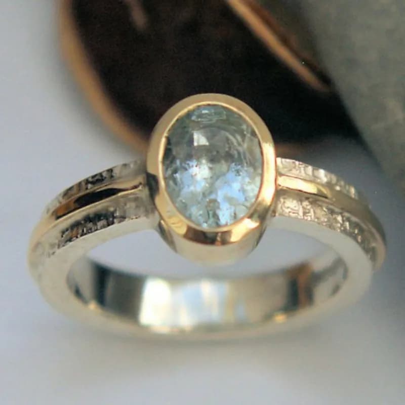 Vintage Style Two Tone Inlay Synthetic Zircon Ring Women's Hammered Texture Metal Ring Daily Fashion Commute Vacation Accessory