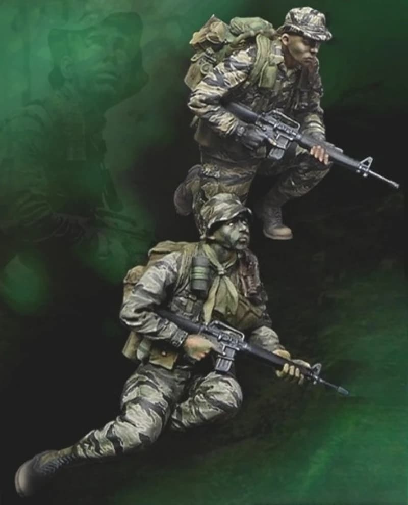 Kit modello di figura in resina pressofusa in scala 1/35 Pattuglia di ricognizione a lungo raggio negli Stati Uniti in Vietnam 2 figure smontate e non verniciate