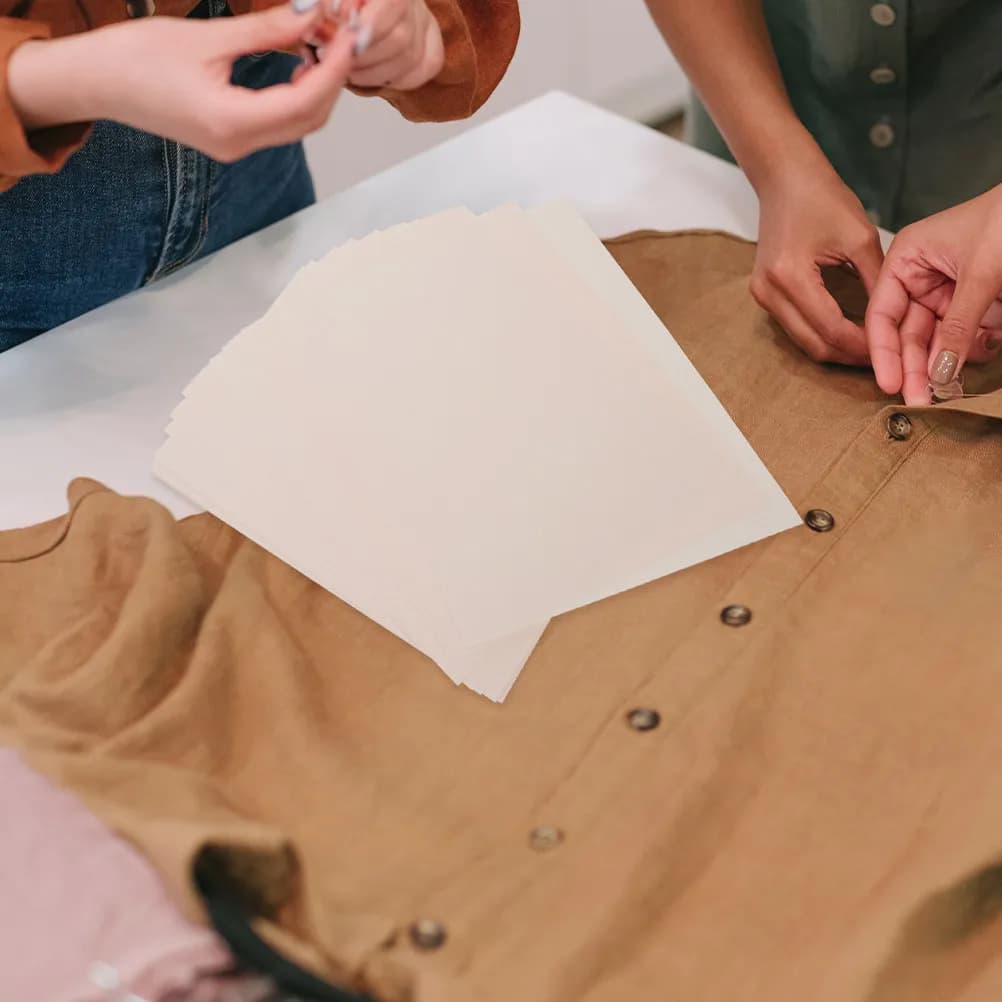 100 Fogli di Carta Transfer per Magliette, Fogli per Sublimazione su Cuscini, Borse, Piatti, Tazze, Stampabili, ad Asciugatura Rapida, Resistenti e Affidabili