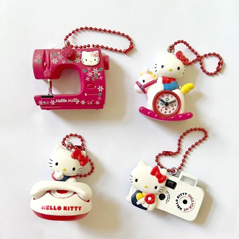 Modello di fotocamera giapponese Kawaii Ciondolo portachiavi Hello Kitty Simpatica macchina da cucire coreana Set di ciondoli Hello Kitty Regalo di compleanno