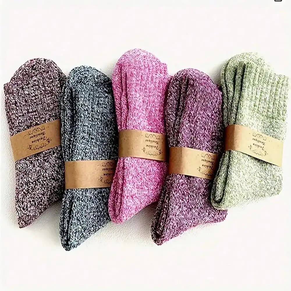 1/5 pairs of casual socks in cashmere Solid Color Women's Mid Length Winter Warm Socks Thick Antifreeze Women's Harajuku (NO Card)