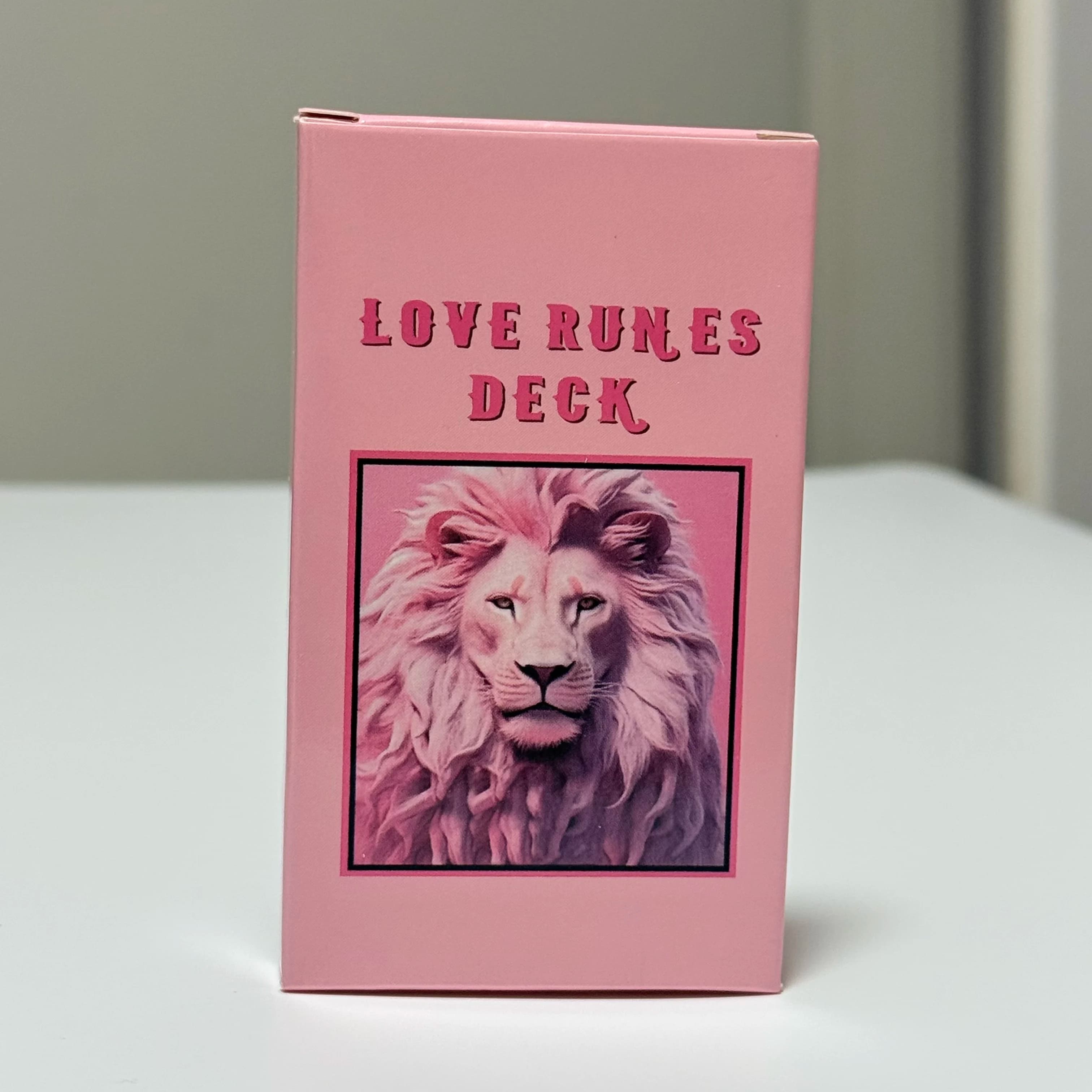 Love Runes Deck Inglese 22 carte con parole chiave Gioco da tavolo per illuminazione e trasformazione di vita