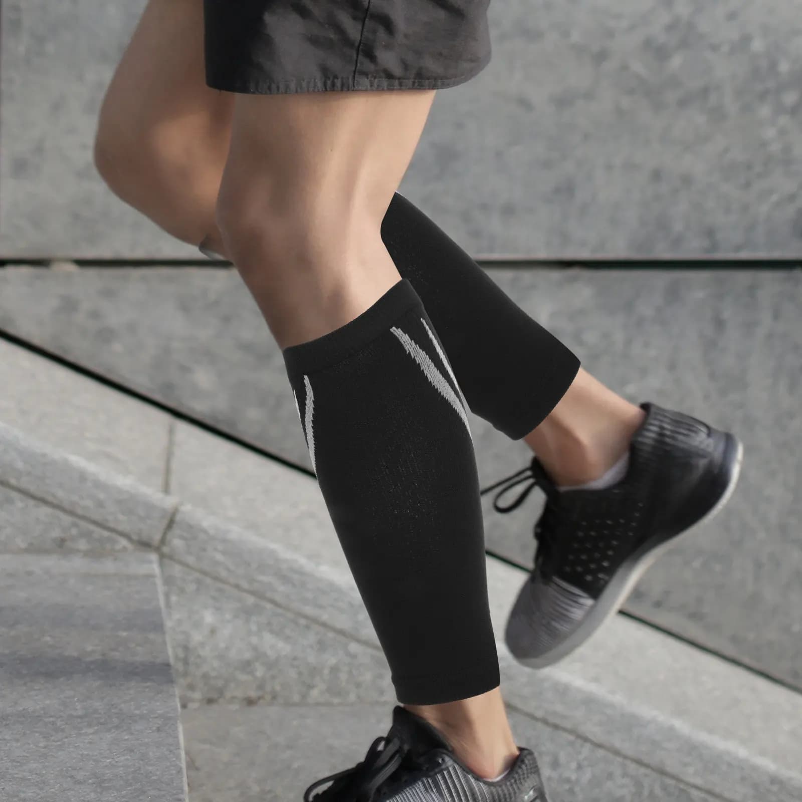 1Pair Calf Compression Sleeves Breathable Elastic Sports Socks for Running Football Basketball Leg Protection Reduce Fatigue