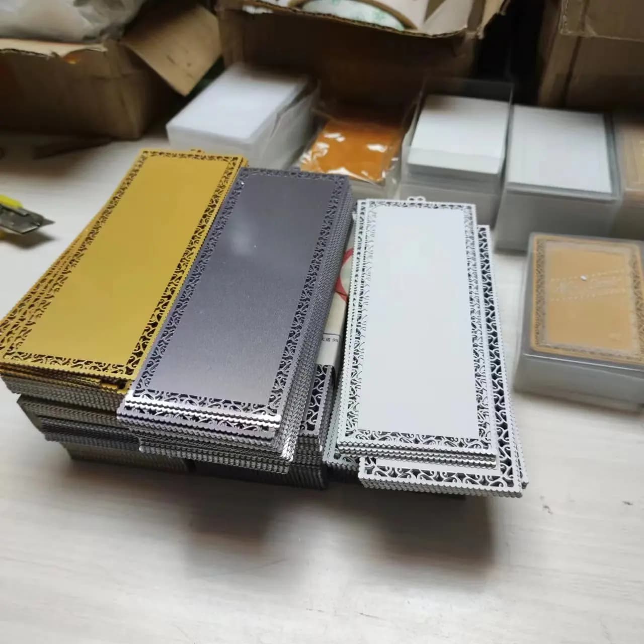 FERR SPEDIZIONE 100 pz 0.2mm Sottostrazione Vuota Segnalibro In Metallo Stampa FAI DA TE Argento/Oro/Bianco Carta di Trasferimento Dell'inchiostro di Sublimazione