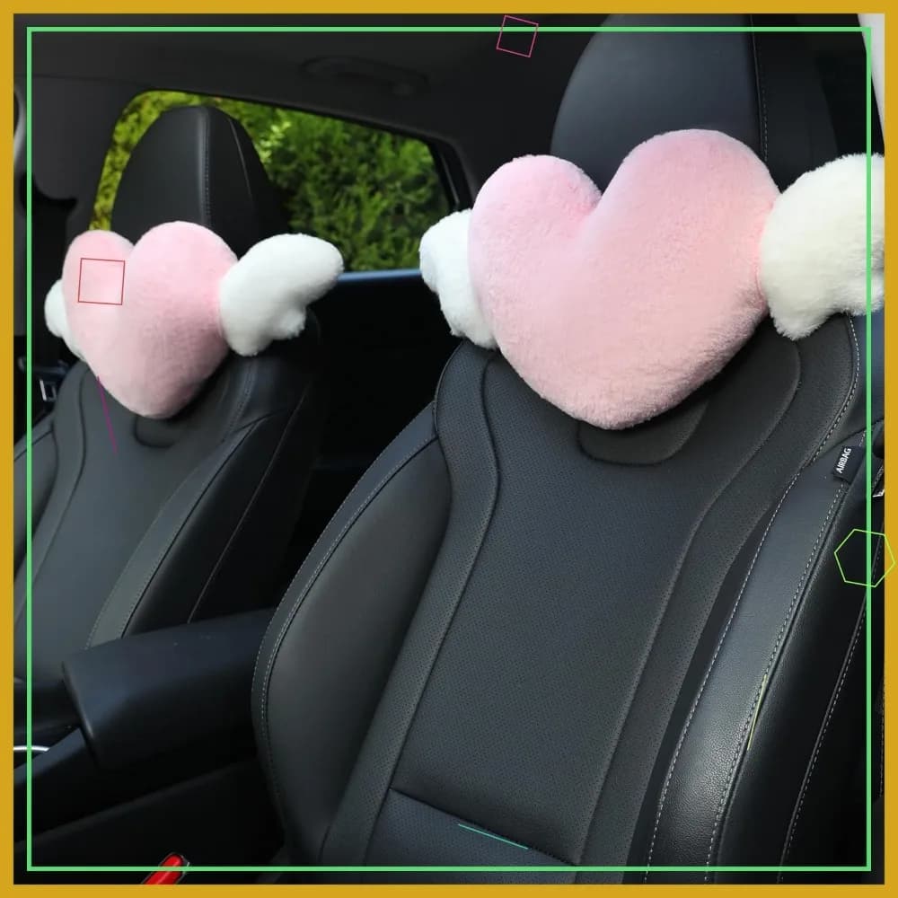 Confezione da 2 cuscini per poggiatesta auto a forma di cuore con ali d'angelo - Supporto morbido per il collo per guida, viaggi, ufficio e decorazioni per la casa - Rosa