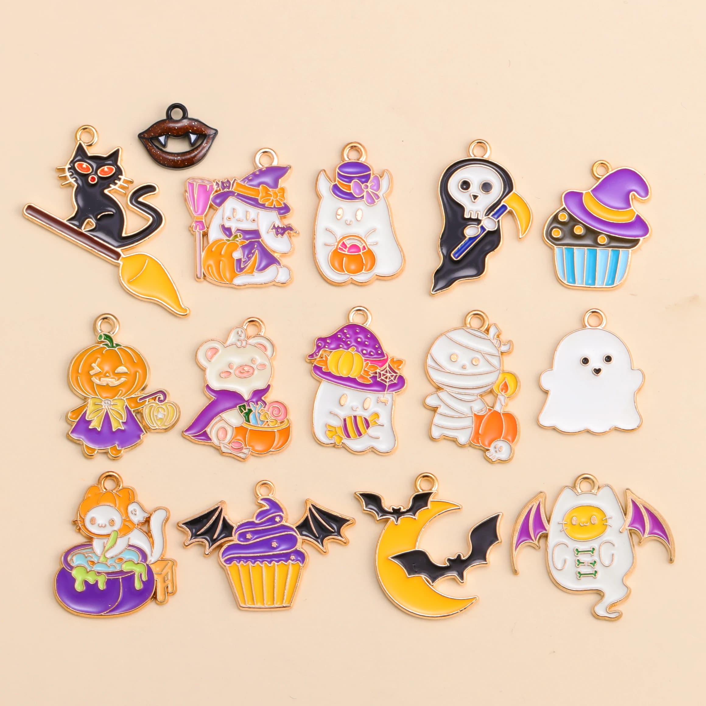 10Pcs Random Mixed Halloween Charms Cartoon Enamel Death Ghost Bat Pendant Necklace Earrings Set Jewelry Making DIY Craft Gifts