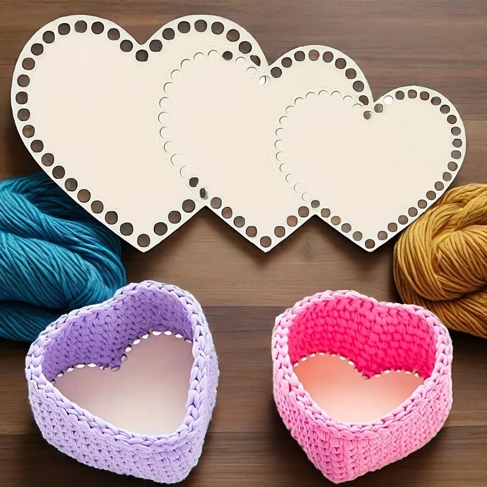 Set di 3 basi per cestini a forma di cuore all'uncinetto, piastra in legno vuota a forma di cuore fai da te, telaio per ricamo con fori