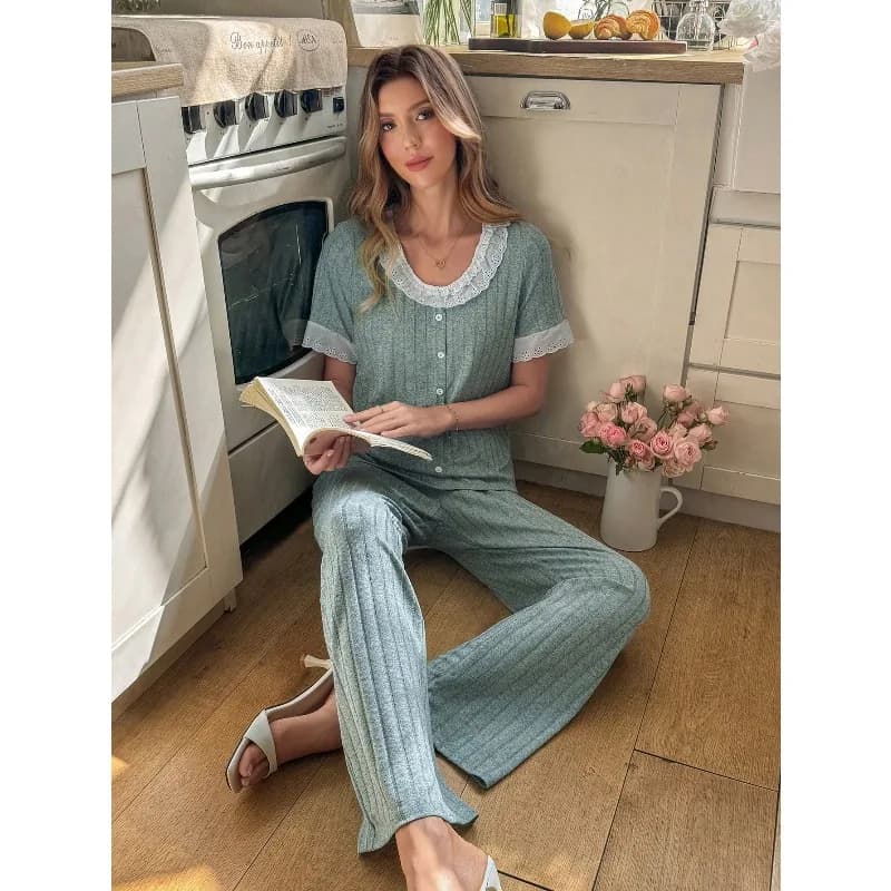 Set Pigiama da Donna in Maglia Casual con Ricami Floreali in Pizzo
