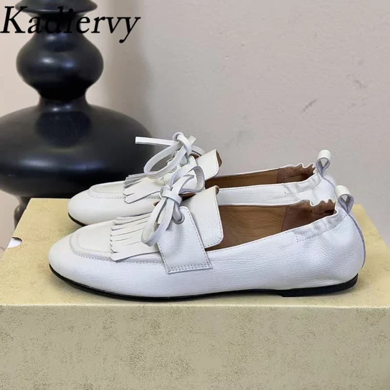 Mocassini primavera autunno donna con frange scarpe casual in vera pelle donna punta tonda stringate scarpe basse quotidiane da ufficio e carriera donna