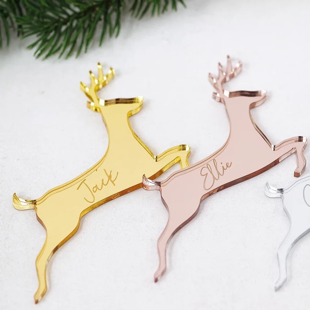 10/30/50pcs Segnaposto personalizzato per cervo di Natale Nome acrilico personalizzato Etichette per bevande Ciondoli per vino in vetro Decorazioni per la tavola della festa nuziale