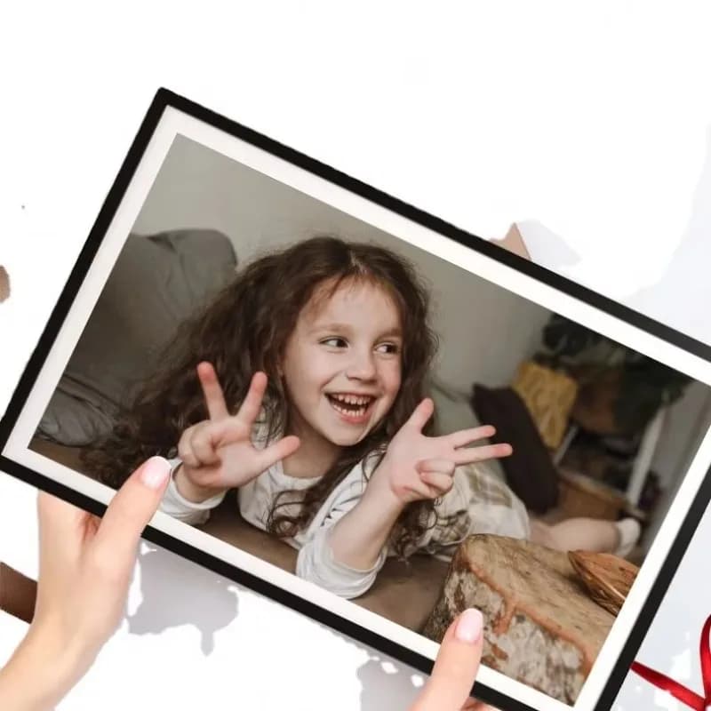 Wall Mountable 15.6 Inch Digital Photo Frame with IPS LCD Display Auto Slideshow & WiFi Function MP4 Video Format