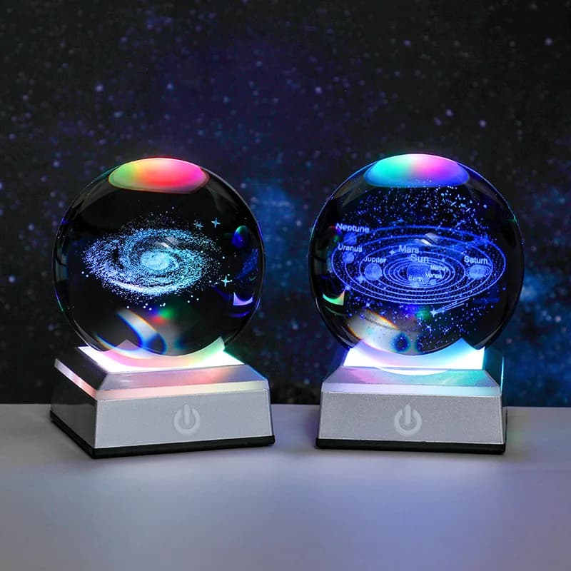 Nuova sfera di cristallo intarsiata 3D Base luminosa Decorazione della camera da letto del desktop Atmosfera regalo di compleanno di Natale Decorazione domestica di fascia alta
