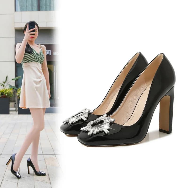 Women's black sexy plus-size high heels for car show runway