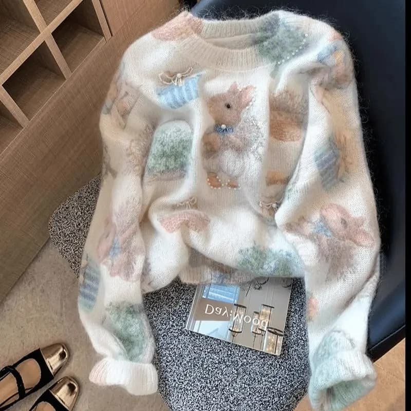 Autumn and Winter Sweatiness and Gentle Style Loose and Versatile Sweater Cute Printed Beaded Soft Glutinous Sweater for Women