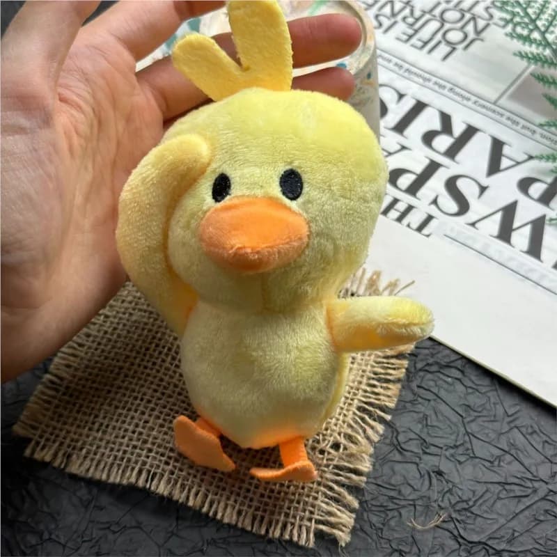 Nuovo Portachiavi Peluche Anatra Gialla da 15 cm, Simpatico Ciondolo a Forma di Anatra Simulata, Giocattolo per Bambini, Charm per Zaino