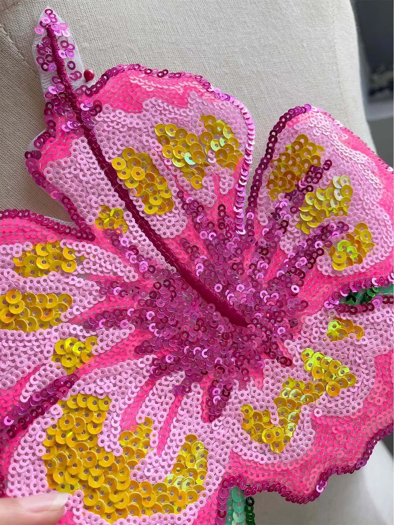 1 piece 26 cm sequins pink bright thermoadhesive on floral patches for evening dress swimsuit clothes diy applique