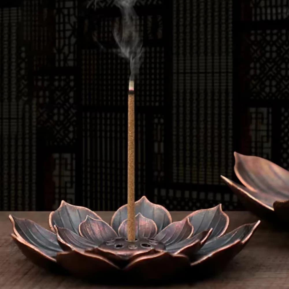 Porta Incenso in Lega a Forma di Loto con Base per Bastoncini e Bobine di Legno di Sandalo, Decorazione per la Casa, Studi Yoga e Templi