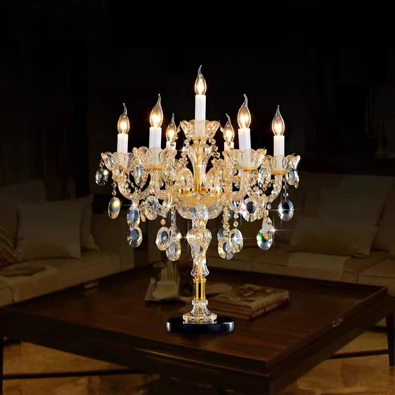 Lampada da tavolo in cristallo di lusso Sala nuziale semplice Lampada da scrivania europea Soggiorno Camera da letto Letto Apparecchio per studio creativo Decorazione della casa