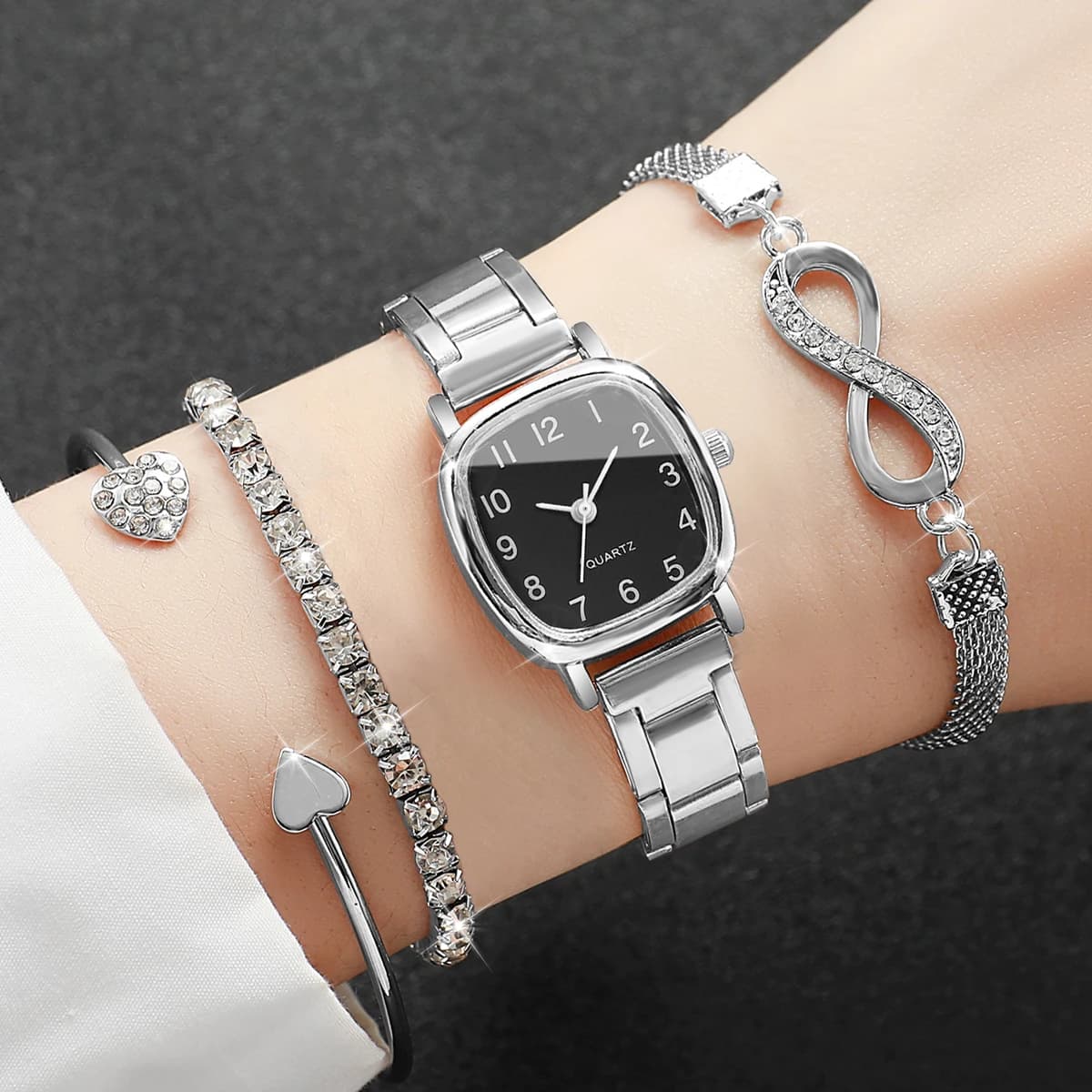 Set of 4 Fashion Women's Watches with Bracelets with Rhinestones, Analog Wrist Watch for Ladies and Girls (Without Box)