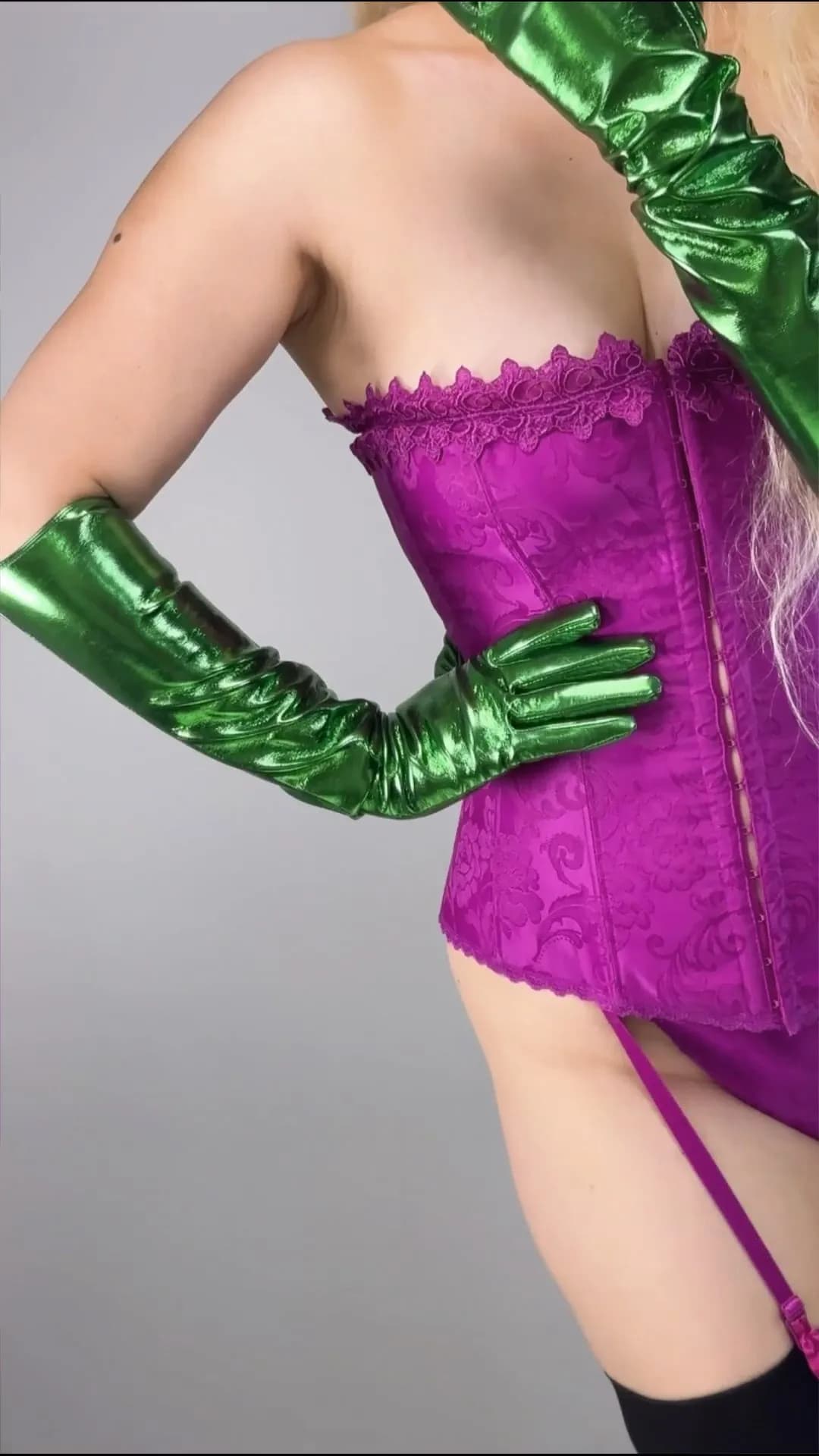 DooWay Guanti lunghi in LATTICE con gomito lucido in finta pelle verniciata 40CM Guanto cosplay per feste serali da discoteca verde smeraldo elettrico
