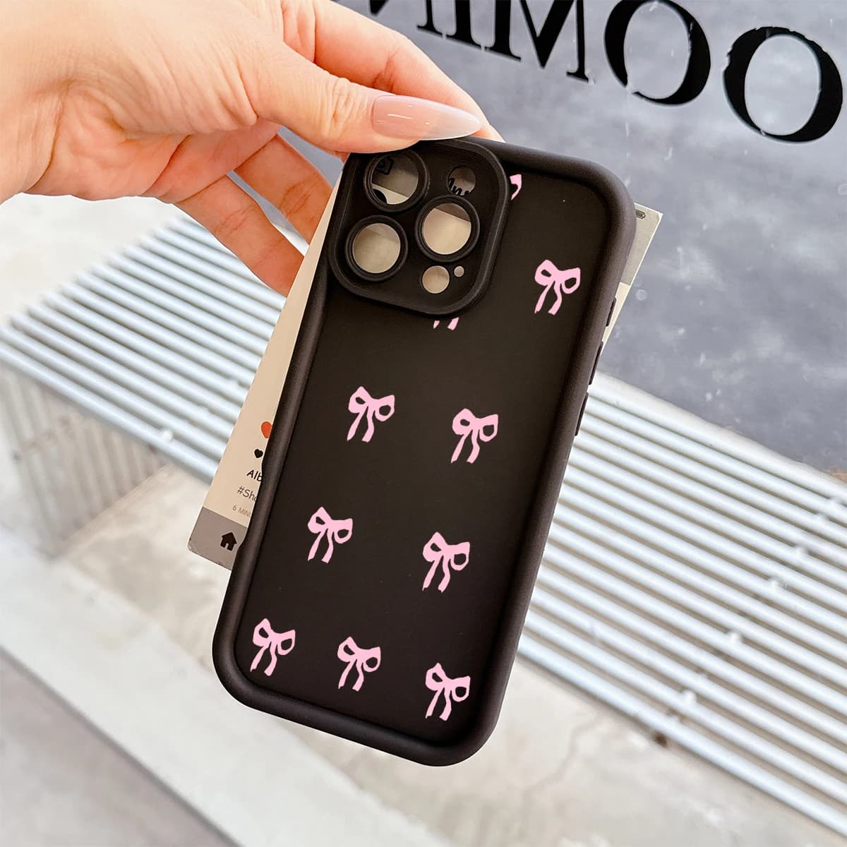 Custodia Protettiva Morbida per iPhone con Motivo Fiocco Rosa Romantico per Ragazze - Compatibile con iPhone 17 Air, 16, 15, 14, 11 Pro Max Plus, 13, 12 Mini, 8, 7, Xs, XR