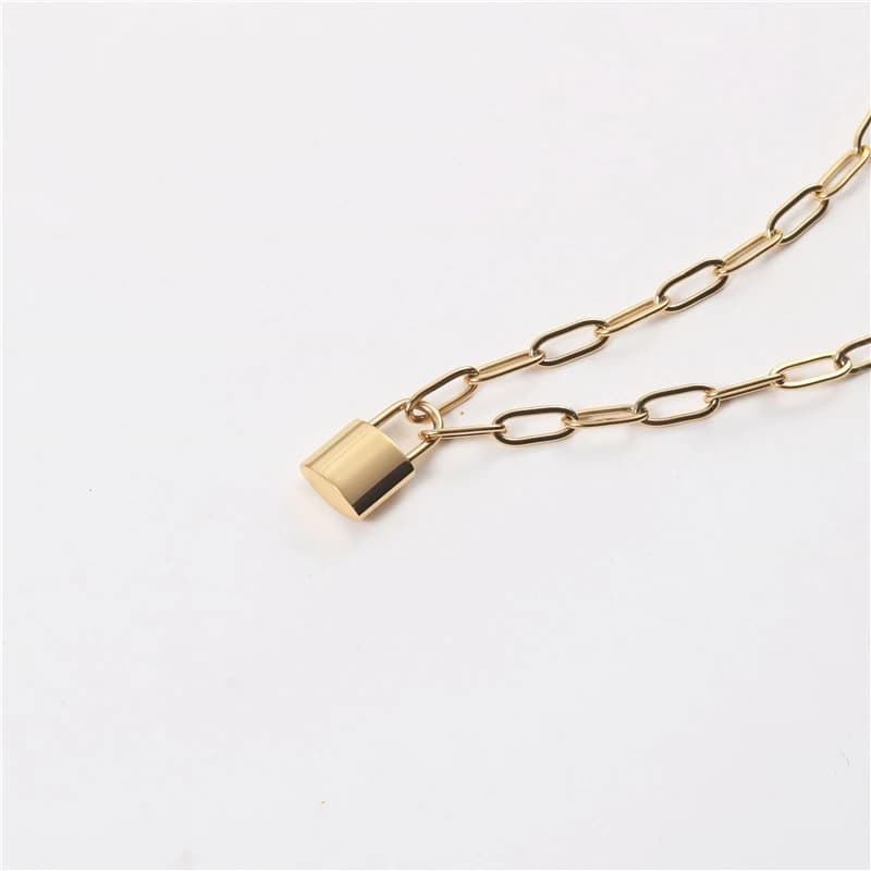 Collana con lucchetto in acciaio inossidabile placcato oro 18 carati per pendente a catena rettangolare da donna