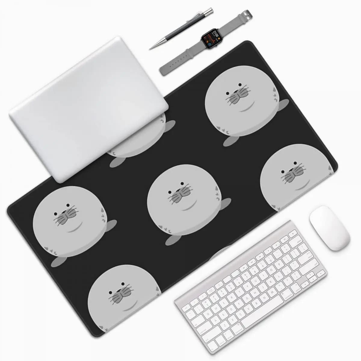 Nice large phoco-shaped mouse mat, keyboard and computer mouse mat, gaming PC and laptop desk mat, office accessories, table mats