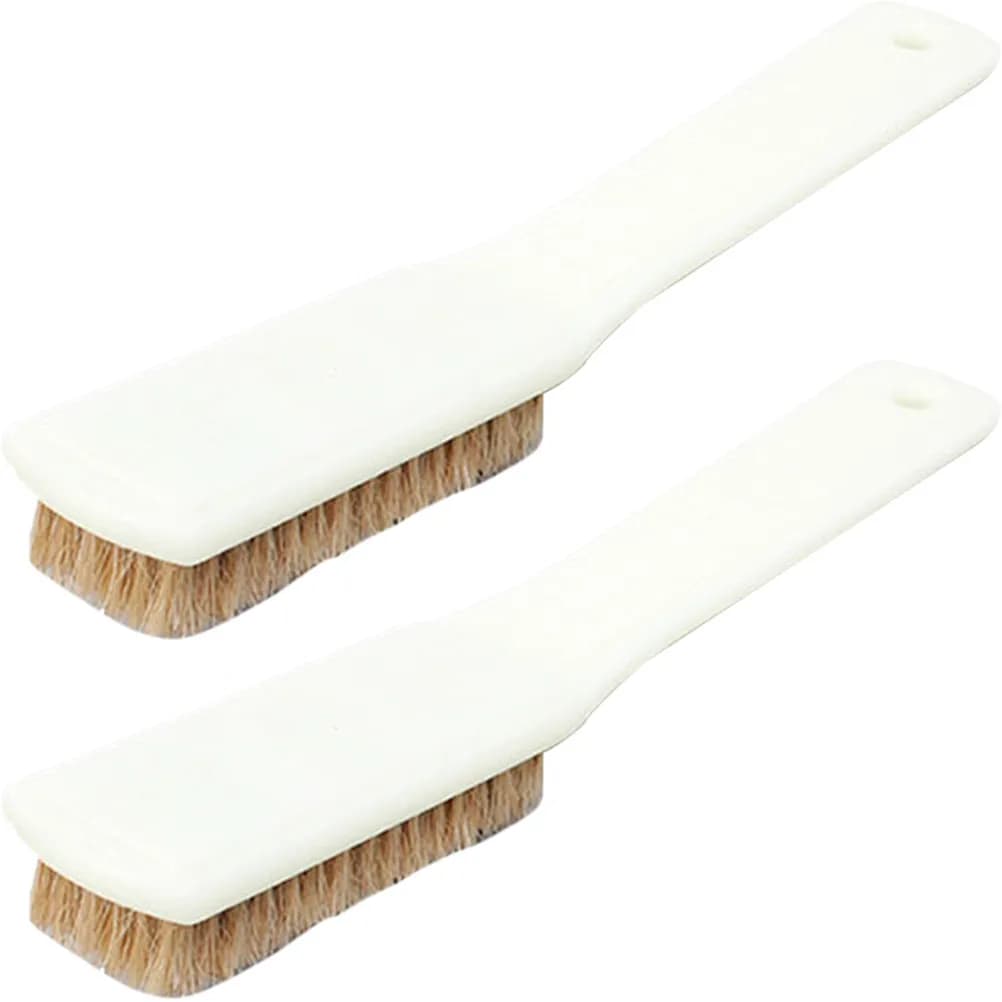 2 Pieces Walnut Stone Cleaning Brush with Ergonomic Handle, Gesso and Rock Cleaning Tool for Climbing and Bouldering