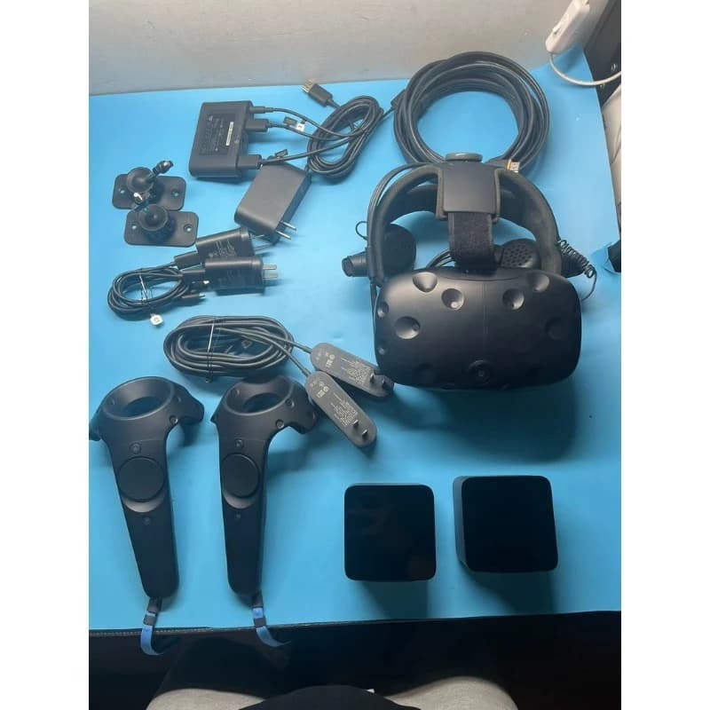VR game entertainment headphones Deluxe audio headphones Double controllers Basic stations Double Kit complete with accessories