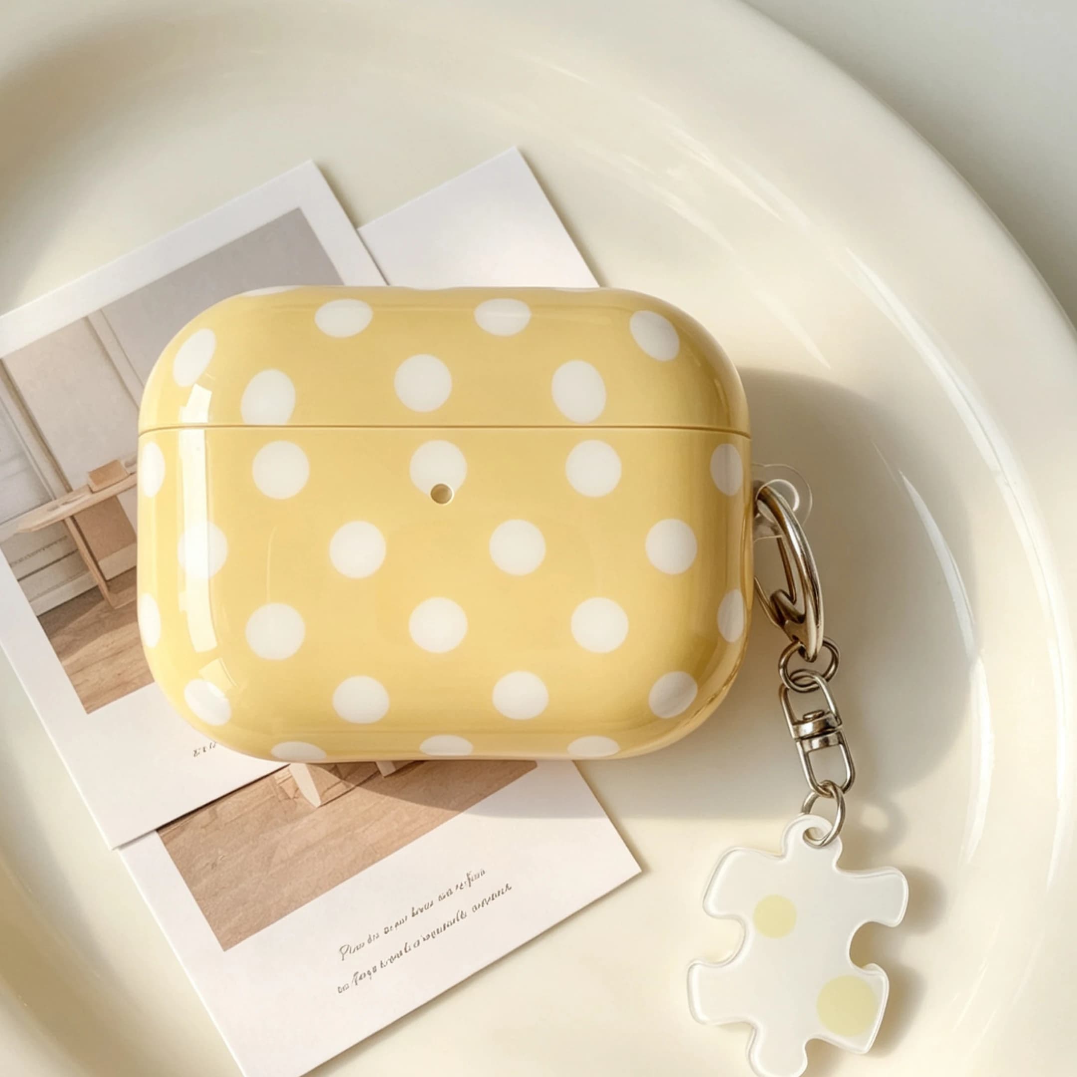 INS Polka Dot Small Fresh Mobile AirPods Case for AirPods2 AirPods4 AirPods Pro and Pro2 and Pro3