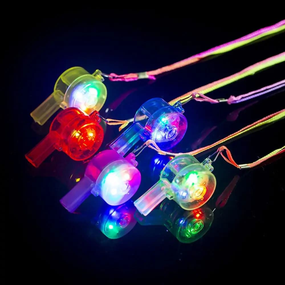 5 fischietti creativi multicolori con luce a LED con cordino fischietto lampeggiante in plastica fischietto rotondo portatile per feste
