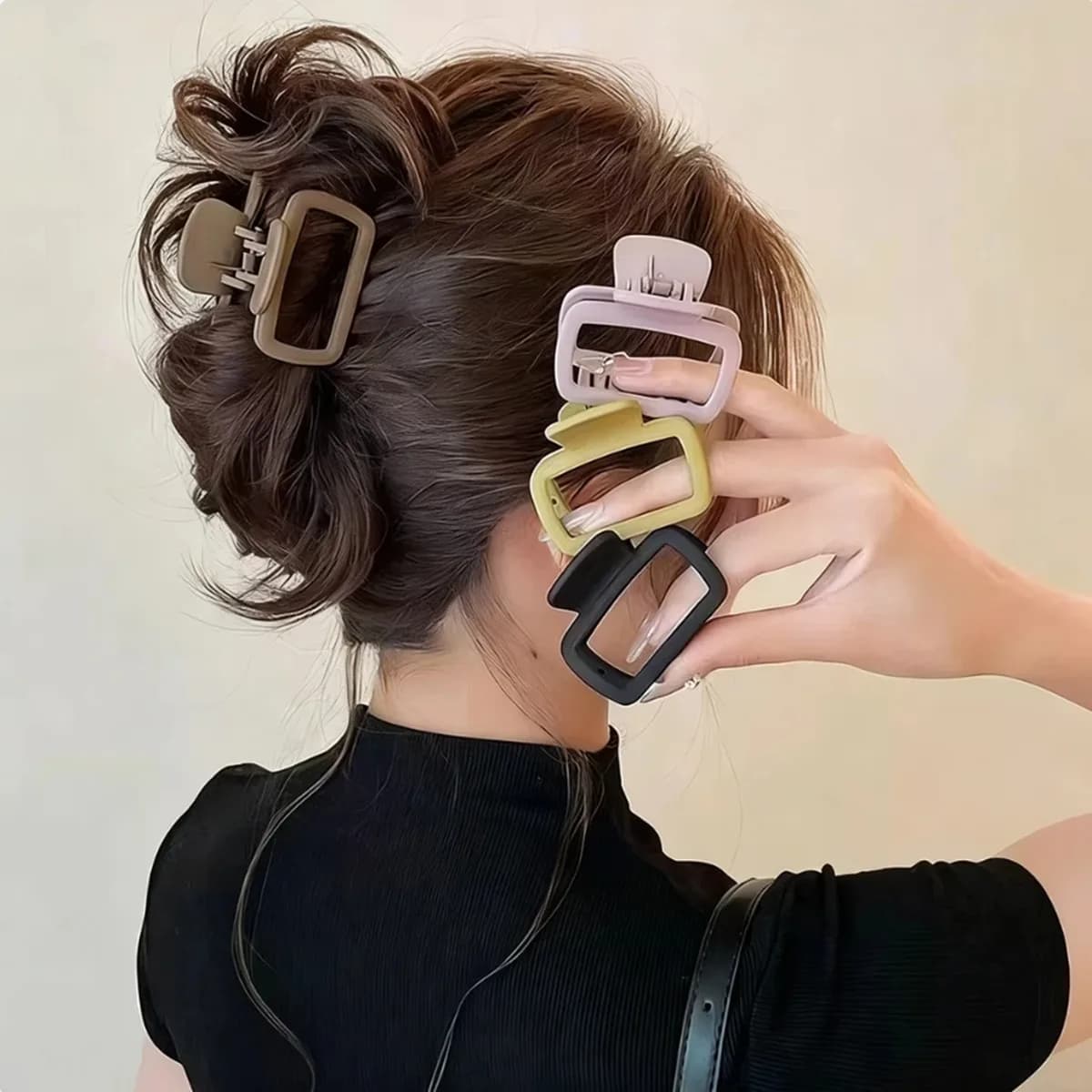 Set di 4 Fermagli per Capelli Quadrati Leggeri da Donna, Accessorio Elegante e alla Moda per Acconciature e Trucco