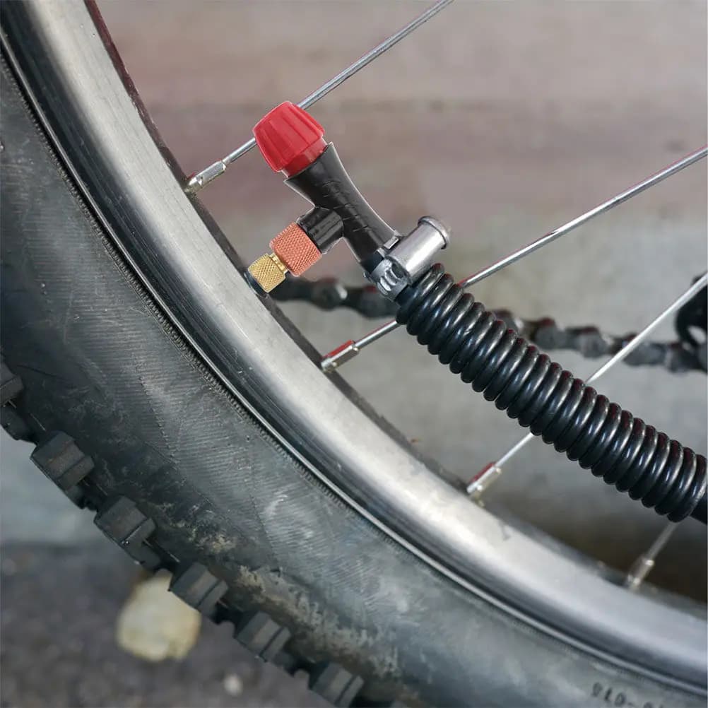 Tire Inflator Valve Head 16G Dual-Use French American Adapters Fast Inflation Mini Portable Bike Pump