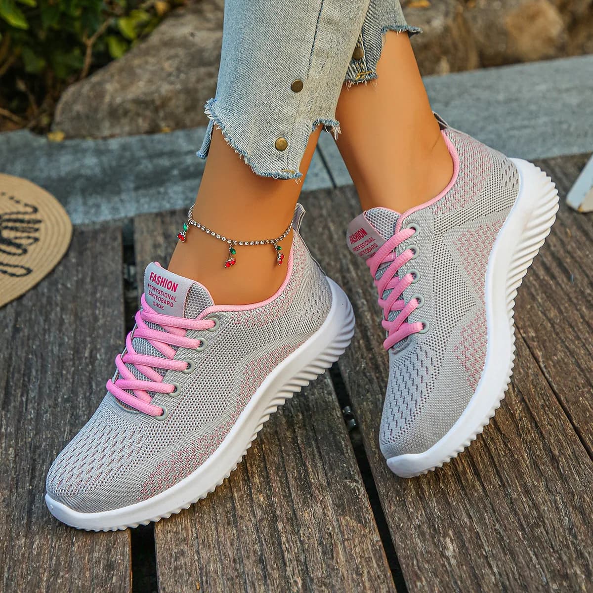 Scarpe casual da donna Primavera/Autunno Moda Sneakers da passeggio in mesh traspirante Scarpe da corsa leggere con lacci per esterni con suola morbida