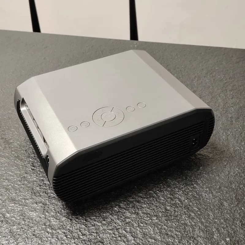 OEM E540H 1080P 4K Mini Smart Android BT Wi-Fi 500ANSI Lumens 4K Projector New Arrival Portable Beamer with UHD Support LED