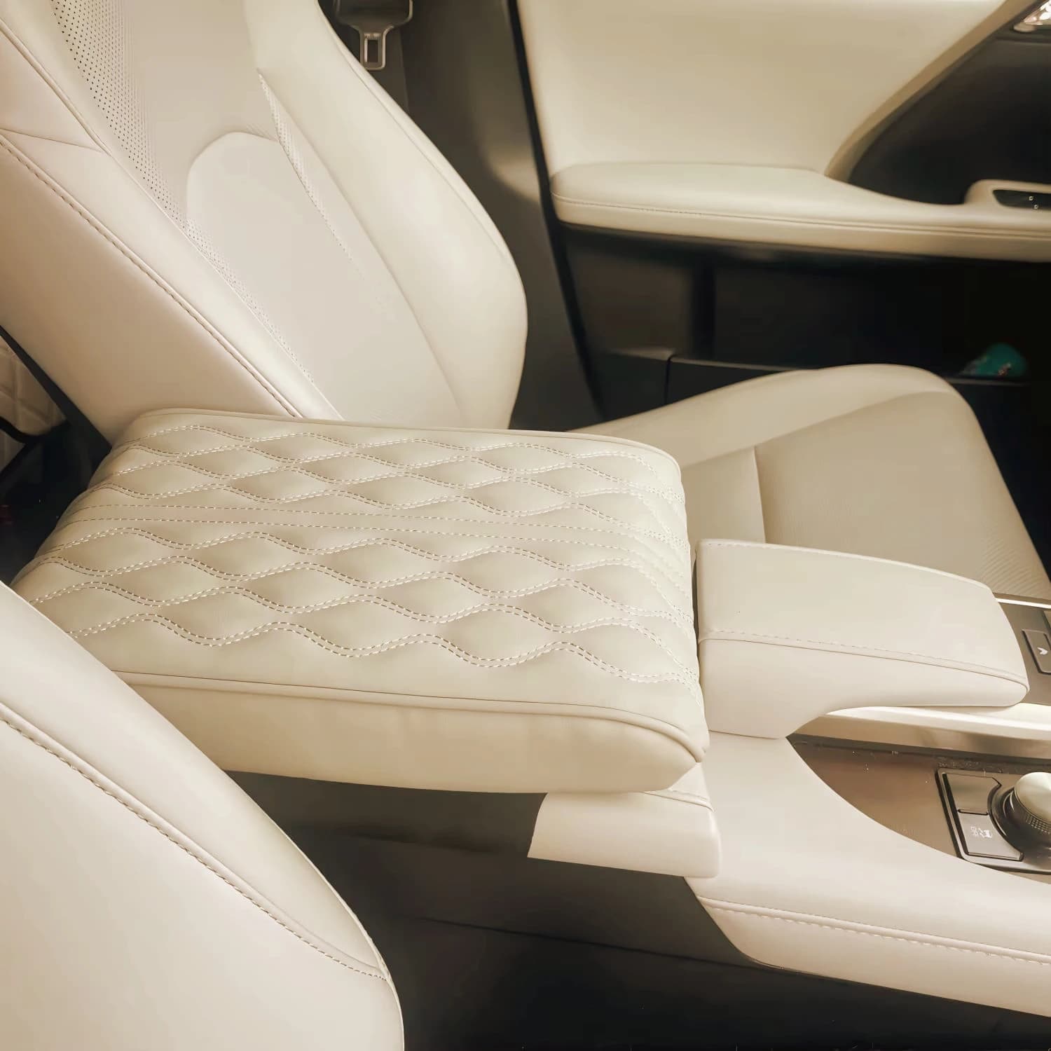 Tappetino per Bracciolo Auto in Pelle PU con Ricamo a Onde, Protezione per Console Centrale, Cuscino per Braccioli Auto, Copertura per Vano Portaoggetti